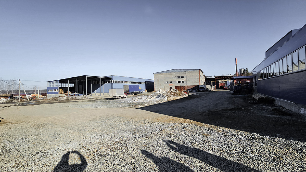 Территория завода